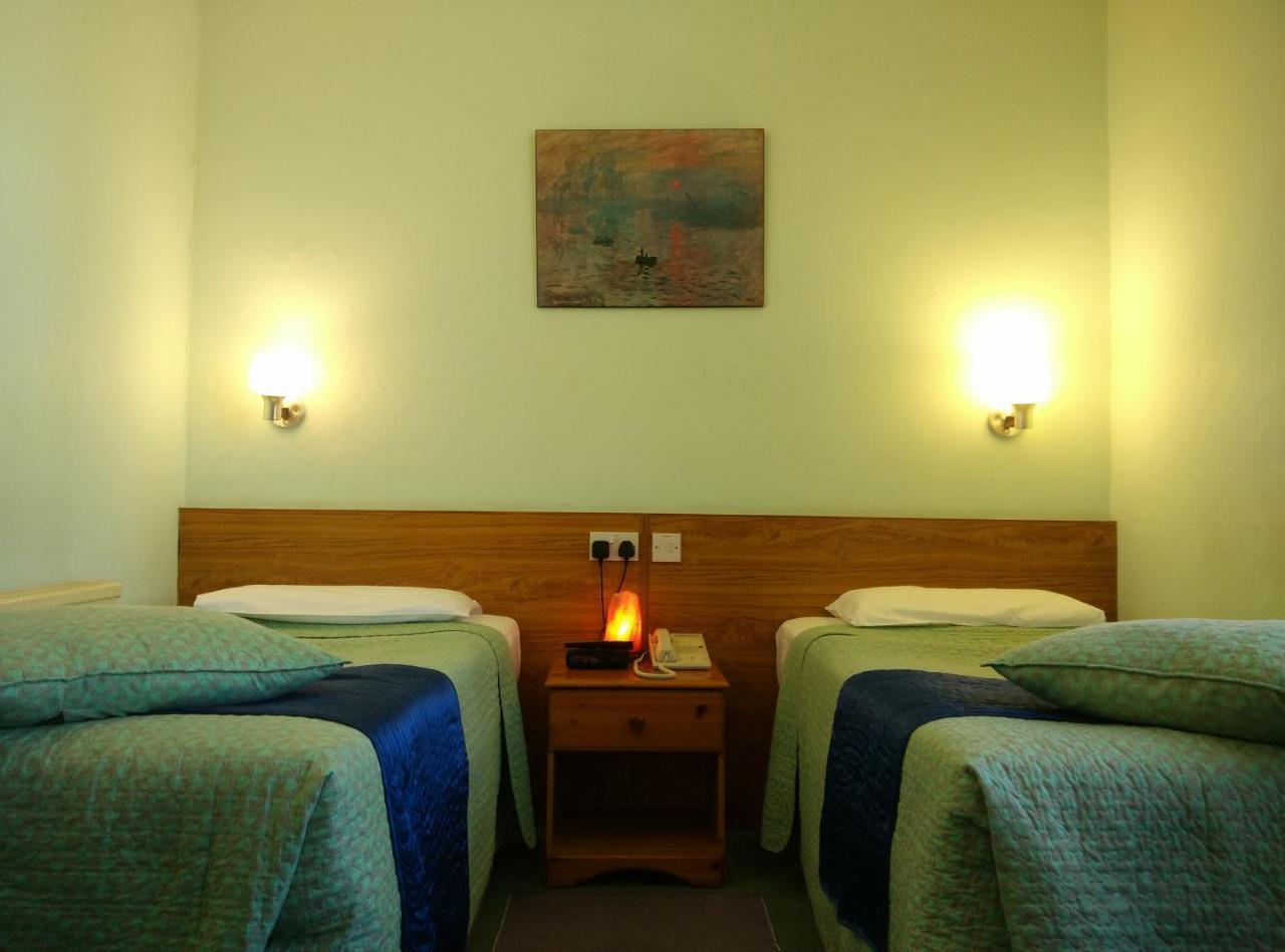 River Hotel Оксфорд Екстериор снимка